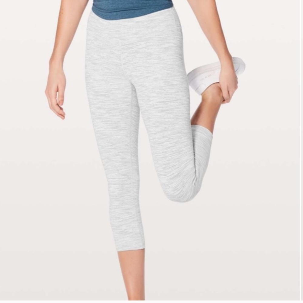 Lululemon wunder under crops